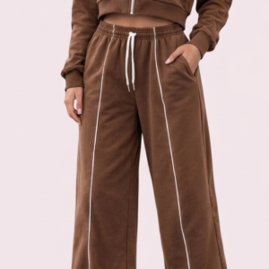Conjunto deportivo marrón para mujer Woman Power Store Quito Ecuador