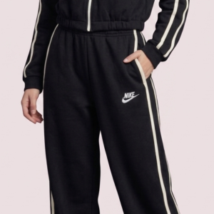 Conjunto deportivo negro para mujer Woman Power Store Quito Ecuador